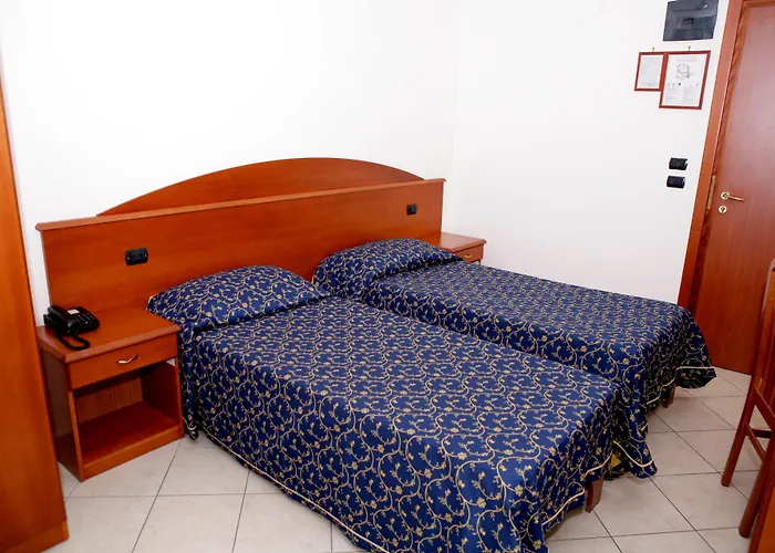 מלון Castelmonardo