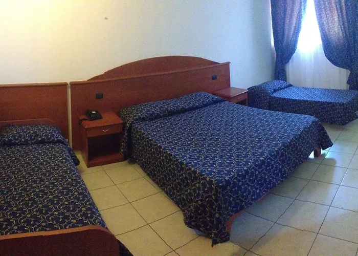 מלון Castelmonardo