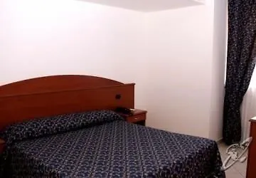 Castelmonardo 3* Filadelfia